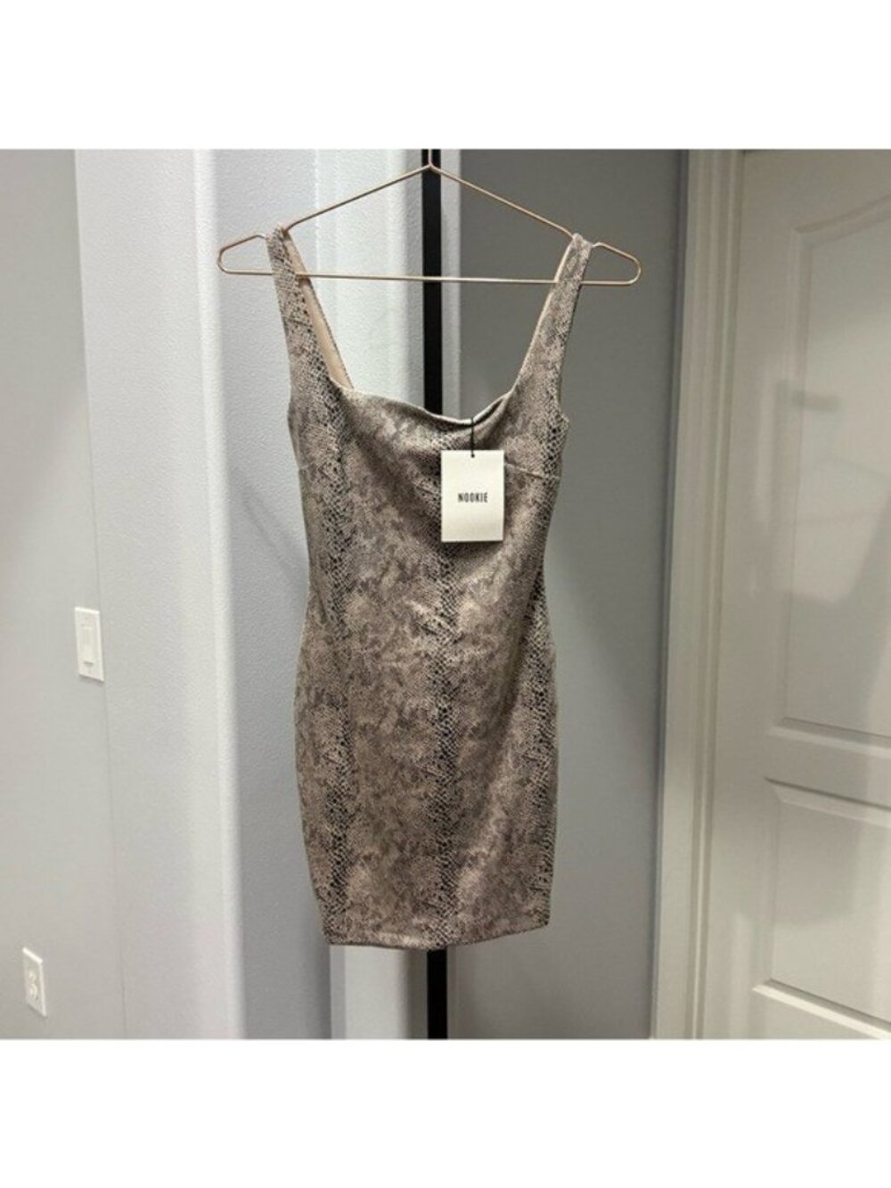 Nookie Womens Gigi Dress Sleeveless Mini Snake Print Size XS NWT Square Neck